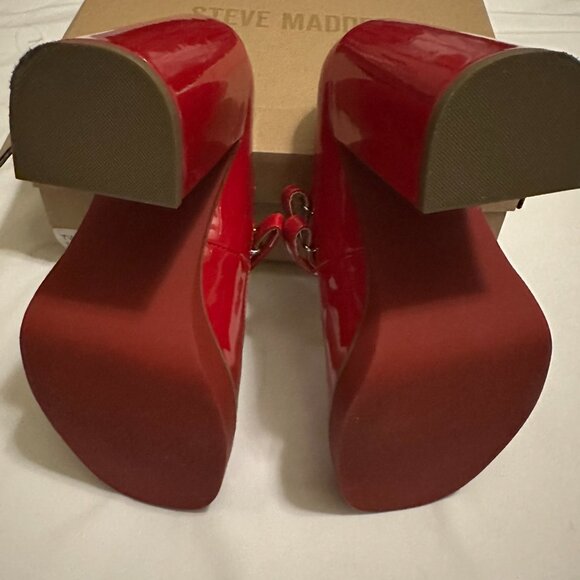 STEVE MADDEN • Red Patent Mary Jane Platform Heels • Size 8 NIB - Picture 7 of 8